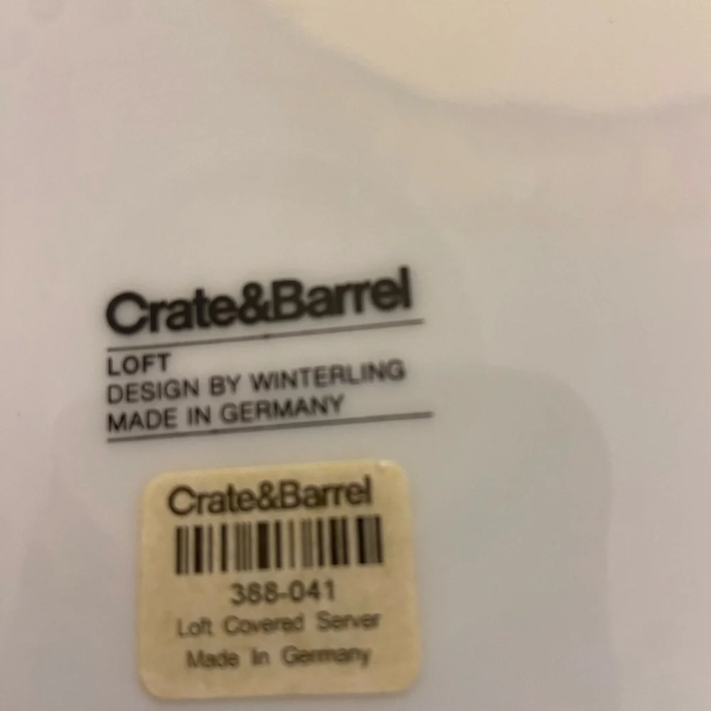 Crate & Barrel Loft Covered Serving Bowl in white